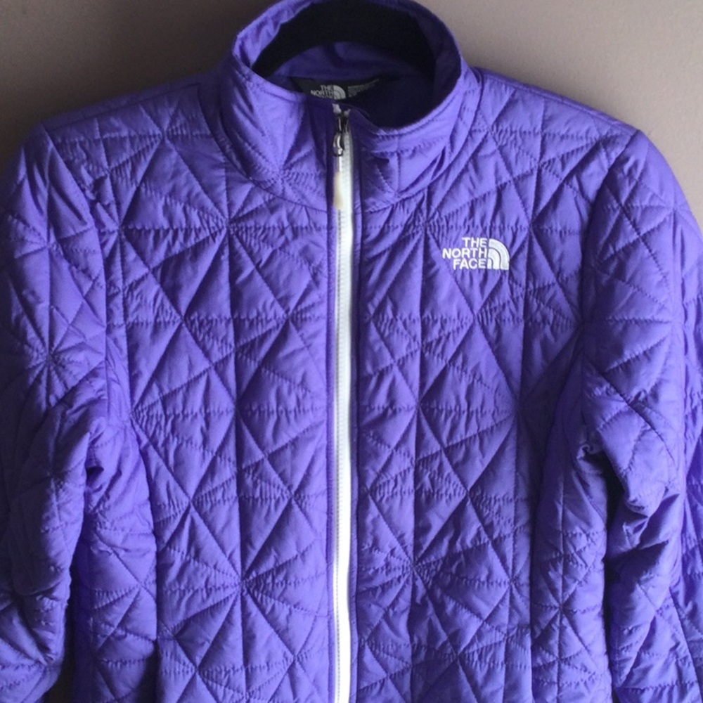 The NorthFace S petite  purple jacket for women